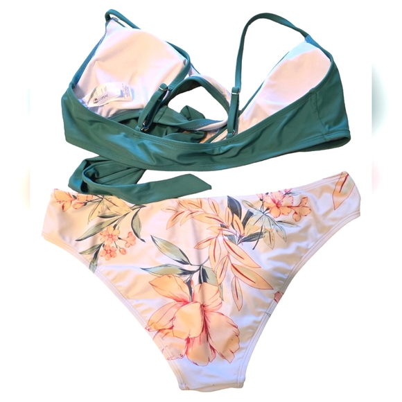 3/$15 Cupshe Bathing Suits Size Lrg - Picture 2 of 3